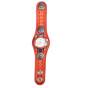 画像2: KC'S ケイシイズ KSR060D 高級革 を使用した 職人 手染め ・  手彫り のハンドスタンプ ウォッチブレス スリーコンチョ チーフ ハンドスタンプ 腕時計 ブレスレット アンティーク