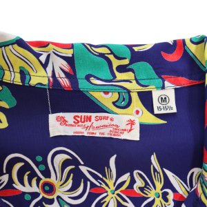 画像4: SUN SURF サンサーフ SS38804 RAYON HAWAIIAN SHIRT “BIRD OF PARADISE & MONSTERA”　ハワイアンシャツ  アロハシャツ バードオブアイランド モンステラ ボーダー・パターン レーヨン羽二重