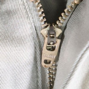 画像8: BUZZ RICKSON’S バズリクソンズ BR40025 ORIGINAL SPEC. CHINOS (ONE WASH) オリジナルチノ ミリタリーチノ チノパン トラウザー ジョッパーズスタイル ワンウォッシュ (ONE WASH)