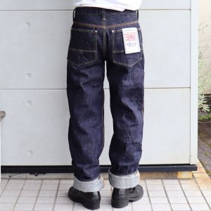画像4: SAMURAI JEANS サムライジーンズ SM410DBN サムライ自動車倶楽部 17ozダブルニーワークパンツ 特ザラセルビッチデニム ヘビーオンス 自動車倶楽部タイヤボタン 日章ネームラベル パーツ柄スレーキ トリプルステッチ ダイヤモンドステッチ 銅製サムライリベット ワンウォッシュ 日本製
