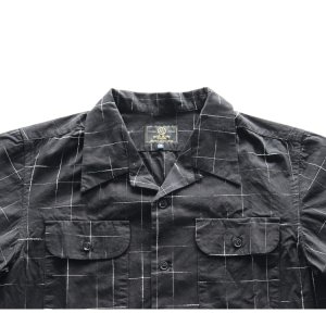 画像3: STUDIO D'ARTISAN ステュディオダルチザン  KYOUTO BLACK DYEING KASURI SHIRT 京黒紋付染 絣 半袖シャツ カジュアルシャツ 5720 「究極の黒」Made in JAPAN 日本製