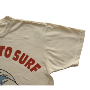 画像7: TOYS McCOY トイズマッコイ TMC2504 CASPER TEE "IT'S SAFE TO SURF" プリントTシャツ キャスパー ビッグウェイブ サーフボード キャバルリーハット 半袖Tシャツ コットン 100% 日本製