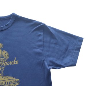 画像6: CUSHMAN クッシュマン 26869 Print T  "BARRA CUDA"  プリントT  30番双糸天竺 ミディアムウェイト バインダー仕上げ ワンウォッシュ フロントプリント 半袖Tシャツ コットン100％  日本製