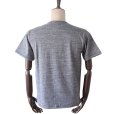画像3: JELADO/ジェラード AB12239 Anchor Men Tee アンカーマン Tシャツ アスレチックブランド ライディングハイ 丸胴ボディアンカープリント 半ラバープリント チャコール地 リユースコットン ゆったりとしたサイズ感 日本製