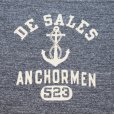 画像8: JELADO/ジェラード AB12239 Anchor Men Tee アンカーマン Tシャツ アスレチックブランド ライディングハイ 丸胴ボディアンカープリント 半ラバープリント チャコール地 リユースコットン ゆったりとしたサイズ感 日本製