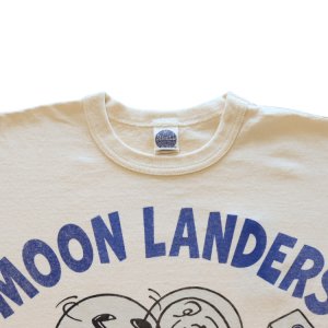 画像5: TOYS McCOY トイズマッコイ TMC2538 TOYS McCOY × SNOOPY TEE  “MOON LANDERS” アポロ10号 スヌーピー チャーリーブラウン コラボTシャツ アメリカンカルチャー  半袖Tシャツ コットン 100% 日本製