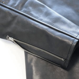 画像11: Bilt Buck by ATTRACTIONS ビルトバック バイ アトラクションズ Lot. 575 Horsehide TT Riders Jacket 黒にこだわった 馬革 シングルライダース カゼインフィニッシュ フルベジタブルタンニング ホースハイド レザージャケット シングルブレスト モーターサイクルジャケット