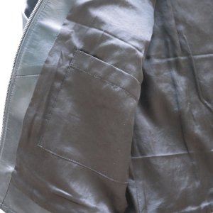 画像17: Bilt Buck by ATTRACTIONS ビルトバック バイ アトラクションズ Lot. 575 Horsehide TT Riders Jacket 黒にこだわった 馬革 シングルライダース カゼインフィニッシュ フルベジタブルタンニング ホースハイド レザージャケット シングルブレスト モーターサイクルジャケット