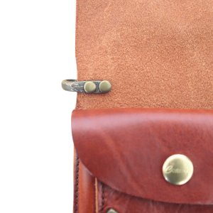 画像13: 池之端銀革店 Haru HC-522 イタリアンレザー ロングウォレット アシンメトリーデザイン ヴィンテージ加工 トチカン金具 サンドキャスト製 真鍮金具 オイルアップ オイルアップ 革製品 日本製