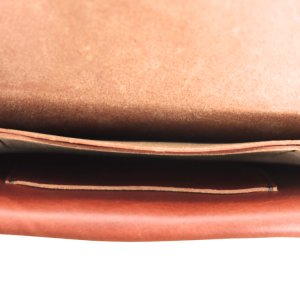 画像8: 池之端銀革店 Haru HC-522 イタリアンレザー ロングウォレット アシンメトリーデザイン ヴィンテージ加工 トチカン金具 サンドキャスト製 真鍮金具 オイルアップ オイルアップ 革製品 日本製