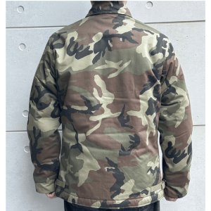画像3: BUZZ RICKSON'S バズリクソンズ BR15763 Type DECK A-2 “BUZZ RICKSON MFG. CO.” CAMOUFLAGE VERSION カモフラージュバージョン デッキA-2ジャケット 米海軍 甲板作業用ジャケットN-1の後継モデル コットン・ナイロンの混紡生地 ウッドランドのカモフラージュ生地