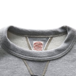 画像8: TOYS McCOY トイズマッコイ TMC2545 HEAVYWEIGHT SWEAT MARILYN MONROE "ANYTHING GOES" ヘヴィウエイトスウェット マリリンモンロー ヴィンテージピース 吊り編み機による丸胴 肉厚な質感と保温性の高い裏起毛