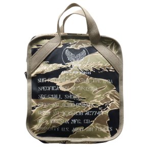 画像2: BUZZ RICKSON'S バズリクソンズ BR02878 SUIT-PNEUMATIC ANTI-G, TYPE G-3A TIGER CAMOUFLAGE BAG バッグ ゴールドタイガー カモフラージュ生地 バズリクソンズオリジナル パイピング仕様 大戦型TALONジッパー