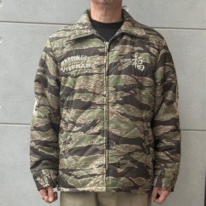 画像2: TAILOR TOYO テーラー東洋 TT15799 Mid 1960s Style Vietnam Liner Jacket “VIET-NAM MAP” ベトナムライナージャケット ベトナムマップ ベトジャン ベトナム戦争 カスタムオーダー品 マップ柄 瓢箪型のキルティング ナイロンリップストップ 防寒性 タイガーストライプ