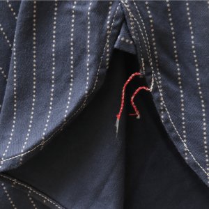 画像8: SUGAR CANE シュガーケーン SC29585 FICTION ROMANCE 8.5oz. BLACK WABASH STRIPE WORK SHIRT ブラックウォバッシュ ストライプワークシャツ ブラックの硫化染料でベース ドットストライプ ヴィンテージウェア
