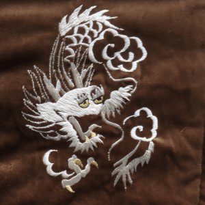 画像9: TAILOR TOYO テーラー東洋 TT15792-138 Mid 1950s Style Velveteen Souvenir Jacket “WHITE DRAGON” × “BLACK EAGLE” 別珍スーベニアジャケット 別珍 スカジャン 白龍 黒鷲リバーシブル 2トーン サテン生地 スーベニアジャケット 刺繍