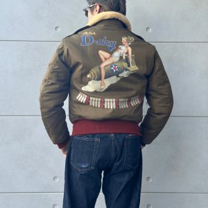 画像3: TOYS McCOY トイズマッコイ TMJ2528 TYPE B-10 TOYS McCOY MFG.CO. " Miss D-day " B-10 ジャケット ミリタリージャケット 赤リブ