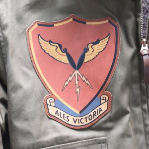 画像10: TOYS McCOY トイズマッコイ TMJ2528 TYPE B-10 TOYS McCOY MFG.CO. " Miss D-day " B-10 ジャケット ミリタリージャケット 赤リブ