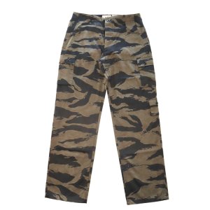 画像2: BUZZ RICKSON'S バズリクソンズ BR42594 WILLIAM GIBSON COLLECTION BLACK TIGER PATTERN TROUSERS OVER DYE ウィリアムギブソンコレクション ブラックタイガーパターン トラウザーズ  オーバーダイ アーミーパンツ アーミートラウザーズ  ARMY タイガーカモフラージュ ウィリアムギブソン ブラックシリーズ