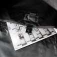 画像7: ATTRACTIONS アトラクションズ x SPEAKEASY スピークイージー Black Messenger ブラックメッセンジャー ショルダーバッグ 斜めがけバッグ メンズ 大容量 コラボレーション (7)