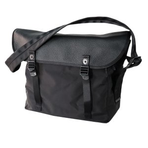 画像2: ATTRACTIONS アトラクションズ x SPEAKEASY スピークイージー Black Messenger ブラックメッセンジャー ショルダーバッグ 斜めがけバッグ メンズ 大容量 コラボレーション