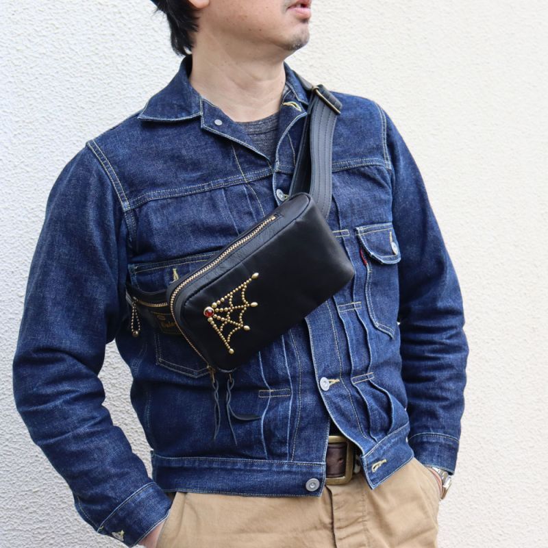 CUSHMAN クッシュマン より ワイルドさとアンティークな雰囲気が魅力の アメカジ必須アイテム!☆スタッズベルト29180 40mm SINGLE PIN STUDS BELT と ☆スタッズショルダーバッグ 29116 LEATHER SHOULDER BAG SMALL のご紹介です( ^∀^) - アメカジ通販で国産ジーンズ CUSHMAN クッシュマン より ワイルドさとアンティークな雰囲気が魅力の アメカジ必須アイテム!☆スタッズベルト29180 40mm SINGLE PIN STUDS BELT と ☆スタッズショルダーバッグ 29116 LEATHER SHOULDER BAG SMALL のご紹介です( ^∀^) - アメカジ通販で国産ジーンズ