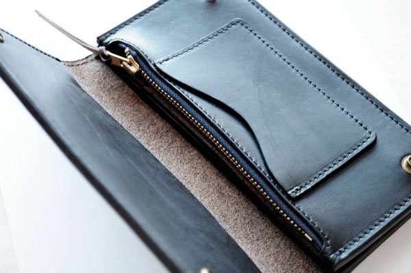 画像7: ART BAROWNアートブラウン VGW00105AB　クロムエクセル トラッカーズウォレットM　ホーウィン社　オイルドレザー　本革　ヌメ　ブラック　グッズ　ウォレット　長財布 (7)