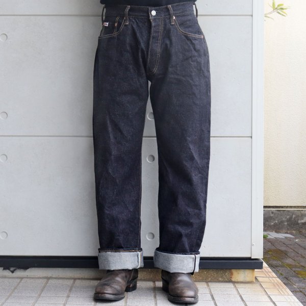 画像2: STUDIO D'ARTISAN ステュディオダルチザン SD-102CB 15oz loose straight denimpants　with cinch back シンチバック付き ルーズストレート 旧式力織機使用 職人こだわりのザラツキとムラ感 経年変化を楽しめる ジーパン made in japan 国産ジーンズ 5pocket 5ポケット (2)