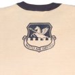画像9: TOYS McCOY トイズマッコイ TMC2332 MILITARY TEE " 39th FIS. 51st FIW. THE HUFF " ミリタリーTシャツ L-2Aジャケット “The Huff”　デザイン 半袖Tシャツ (9)