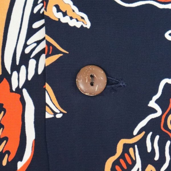 画像7: SUNSURF サンサーフ SS39134 KEONI OF HAWAII “WAIKIKI REEF” by JOHN MEIGS ケオニオブハワイ ジョンメイグス ワイキキフリー ヴィンテージディーティール 抜染プリント オールオーバーパターン フィラメントレーヨン　ハワイアンシャツ アロハ 半袖 東洋エンタープライズ (7)