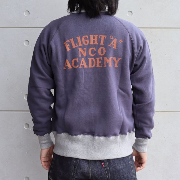画像3: TOYS McCOY トイズマッコイ TMC2365 C-2 SWEAT 8TH AF " FLIGHT "A" NCO ACADEMY " ミリタリースウェット 空軍 士官学校 アカデミー C-2セーター プリント フルジップ 裏起毛 スウェット トレーナー (3)