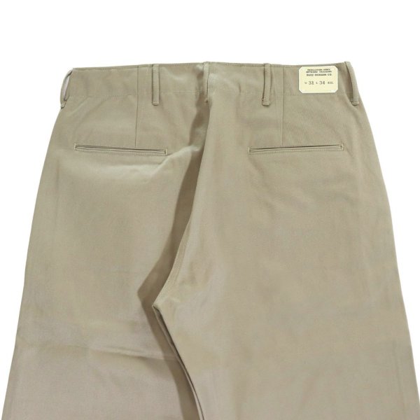 画像11: BUZZ RICKSON'S バズリクソンズ M43036 EARLY MILITARY CHINOS 1942 MODEL (ONE WASH) エアリー ミリタリーチノ 42チノ 42カーキ チノパン ミリタリーパンツ ワークパンツ  ミリタリーチノ 太めシルエット ノンウォシュ 日本製 madeinjapan (11)