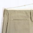 画像5: BUZZRICKSON'S バズリクソンズ M43036 EARLY MILITARY CHINOS 1942 MODEL (ONE WASH) エアリー ミリタリーチノ 42チノ 42カーキ チノパン ミリタリーパンツ ワークパンツ  ミリタリーチノ 太めシルエット ワンウォッシュ済み 日本製　madeinjapan (5)