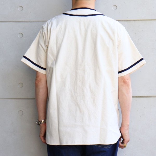 画像3: BUZZ RICKSON'S バズリクソンズ BR39269 BASEBALL SHIRT GREATLAKES 105 OFF WHITE 海軍 野球チーム ベースボールシャツ グレイトレイクス ヴィンテージ復刻 オフホワイト 綿100% 日本製 madeinjapan ミリタリー 半袖 (3)