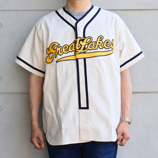 画像2: BUZZ RICKSON'S バズリクソンズ BR39269 BASEBALL SHIRT GREATLAKES 105 OFF WHITE 海軍 野球チーム ベースボールシャツ グレイトレイクス ヴィンテージ復刻 オフホワイト 綿100% 日本製 madeinjapan ミリタリー 半袖 (2)