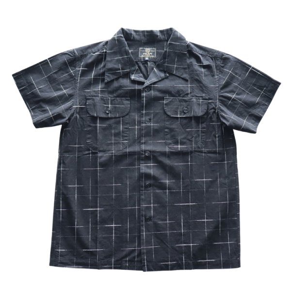 画像2: STUDIO D'ARTISAN ステュディオダルチザン  KYOUTO BLACK DYEING KASURI SHIRT 京黒紋付染 絣 半袖シャツ カジュアルシャツ 5720 「究極の黒」Made in JAPAN 日本製 (2)