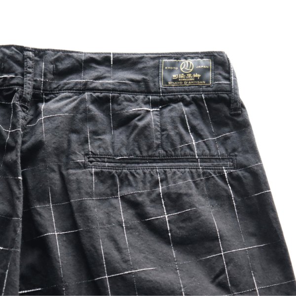画像9: STUDIO D'ARTISAN ステュディオダルチザン 1900 KYOUTO BLACK DYEING KASURI SHORTS 京黒紋付染 絣 ショート パンツ 「究極の黒」Made in JAPAN 日本製 (9)