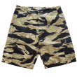 画像2: BUZZ RICKSON'S バズリクソンズ BR51904 GOLD TIGER PATTERNS SHORTS ゴールドタイガープリント ショーツタイガーストライプ タイガーカモ 短パン アメリカ軍ミリタリー 東洋エンタープライズ 日本製 (2)