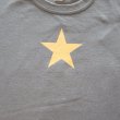 画像8: TOYS McCOY トイズマッコイ TMC2533 DURABLE TEE "ONE STAR" THE WILD ONE CODE 33 ライダースジャケット スタンダードデザイン デュラブル ゴールド ベタプリント 半袖Tシャツ コットン 100% 日本製 (8)