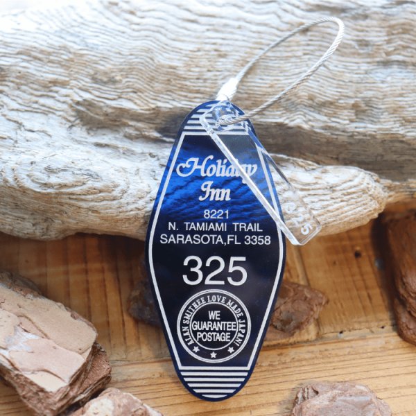 画像2: BUTLER VERNER SAILS バトラーバーナーセイルズ AW-1298-2 ACRYLIC HOTEL KEY HOLDER アクリル ホテル キーホルダー キャストアクリル板 アメリカ モーテルキー オリジナルフォント 日本製 Made in JAPAN (2)