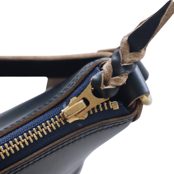 画像3: ART BROWN アートブラウン VGC00074AB Chromexcel Sacoche  クロムエクセル サコッシュ ショルダーバッグ 本革 Horween社製 ホームウェン社 クロムエクセル プルアップレザー エイジング ダブルステッチ ヴィンテージ  日本製 (3)