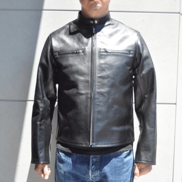 画像2: Bilt Buck by ATTRACTIONS ビルトバック バイ アトラクションズ Lot. 575 Horsehide TT Riders Jacket 黒にこだわった 馬革 シングルライダース カゼインフィニッシュ フルベジタブルタンニング ホースハイド レザージャケット シングルブレスト モーターサイクルジャケット (2)