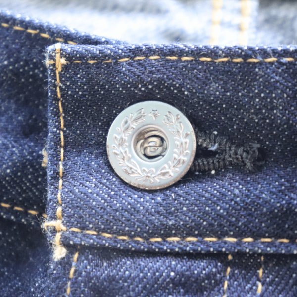 画像9: STUDIO D'ARTISAN ステュディオダルチザン D1909 ベトナム大戦ジーンズ 1960年代 「ベトナム大戦」モデル ペンキ仕様 タイガーストライプ迷彩 月桂樹ボタン ティアオフタグ 14oz レギュラーストレート ワンウォッシュ made in japan 国産ジーンズ (9)