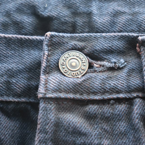 画像9: STUDIO D'ARTISAN ステュディオダルチザン D1908 ベンガラ染めジーンズ 古代色「ベンガラ」「土染め」14oz リラックステーパード ワンウォッシュ 大地の恵み 大地の赤 made in japan 国産ジーンズ (9)