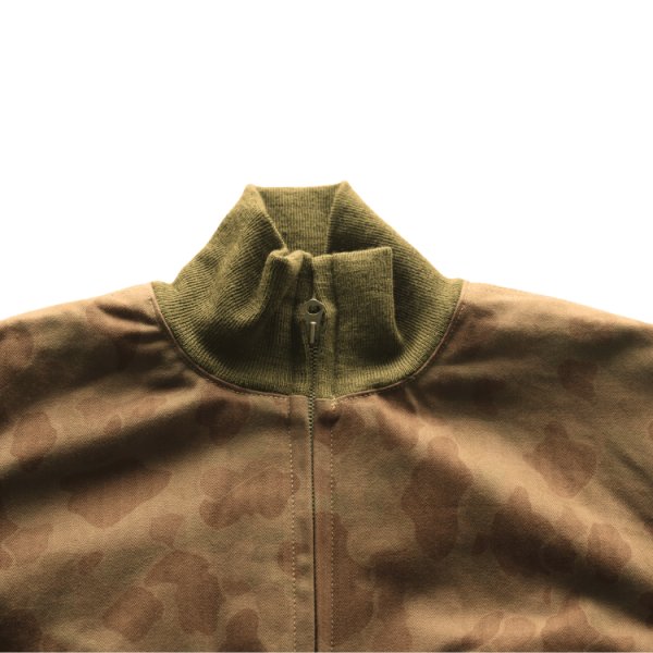 画像5: BUZZ RICKSON'S バズリクソンズ BR15768 AVIATION ASSOCIATES TANKERS CAMOUFLAGE OVER DYE タンカーズ カモフラージュ ジャケット 航空隊 パイロット カエルの皮膚”（フロッグスキン）野戦服 装備用素材 タンカースジャケット ヘリンボーンツイル (5)