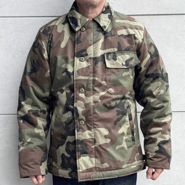 画像2: BUZZ RICKSON'S バズリクソンズ BR15763 Type DECK A-2 “BUZZ RICKSON MFG. CO.” CAMOUFLAGE VERSION カモフラージュバージョン デッキA-2ジャケット 米海軍 甲板作業用ジャケットN-1の後継モデル コットン・ナイロンの混紡生地 ウッドランドのカモフラージュ生地 (2)