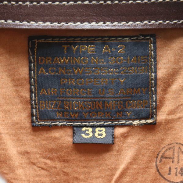 画像6: BUZZ RICKSON'S バズリクソンズ BR80659 Type A-2 “A.C. No.W535 ac 29191 BUZZ RICKSON MFG.CORP.” ブロンコ社 1942年製造モデル 陸軍航空隊 あずき色 赤褐色のラセットブラウン ステッチワーク クロスステッチ (6)