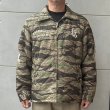 画像2: TAILOR TOYO テーラー東洋 TT15799 Mid 1960s Style Vietnam Liner Jacket “VIET-NAM MAP” ベトナムライナージャケット ベトナムマップ ベトジャン ベトナム戦争 カスタムオーダー品 マップ柄 瓢箪型のキルティング ナイロンリップストップ 防寒性 タイガーストライプ (2)