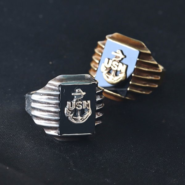画像9: CUSHMAN クッシュマン 29380 U.S.N. SILVER RING SILVER925 米海軍シルバーリング シルバ−925 1940年代 U.S.NAVY ネイビー オニキス シンプルデザイン アールデコ調のフィン ゴツい雰囲気 指輪 リング (9)