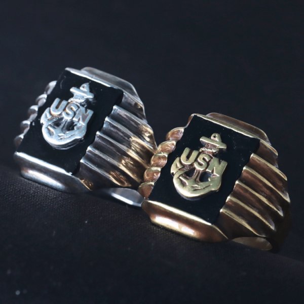 画像7: CUSHMAN クッシュマン 29381 U.S.N. BRASS RING BRASS 米海軍ブラスリング ブラス 1940年代 U.S.NAVY ネイビー オニキス シンプルデザイン アールデコ調のフィン ゴツい雰囲気 指輪 リング (7)